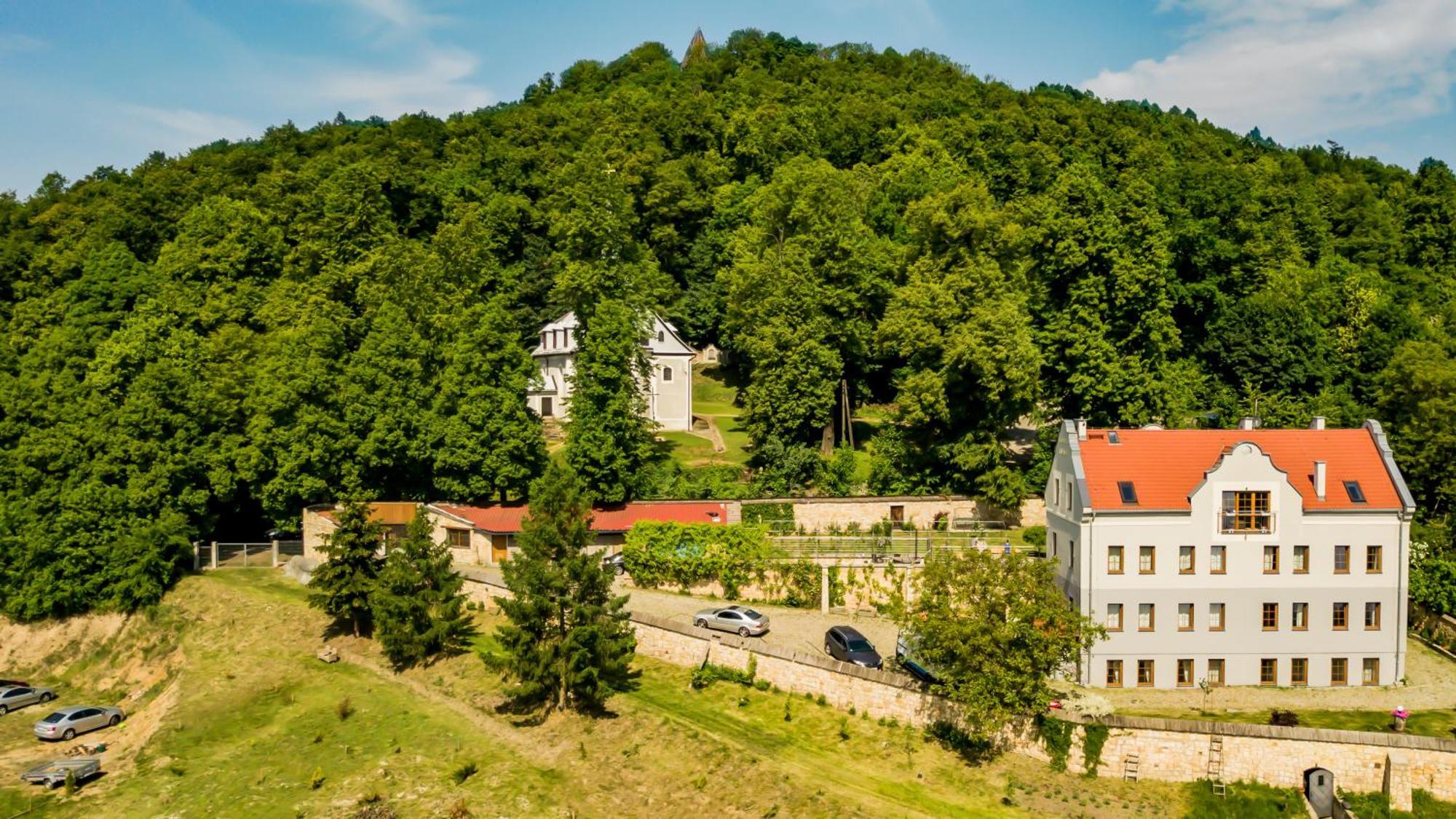 Appartamento Monte Cuma Uroczysko Pod Zamkiem Grodziec Zagrodno Esterno foto